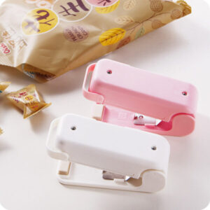 Portable mini heat bag sealer for food storage – random colour