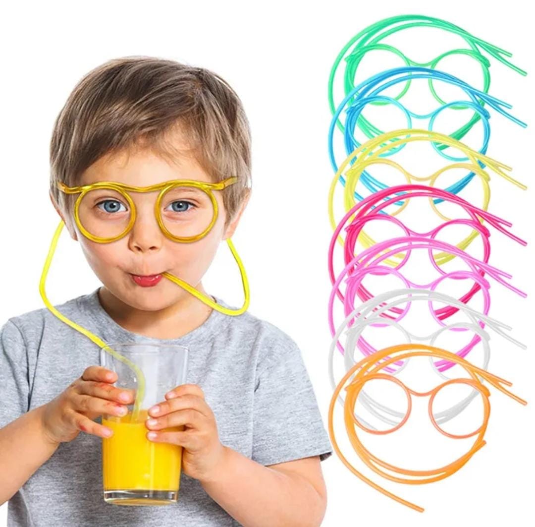Funny drinking glasses with flexible straws for kids party – random colour